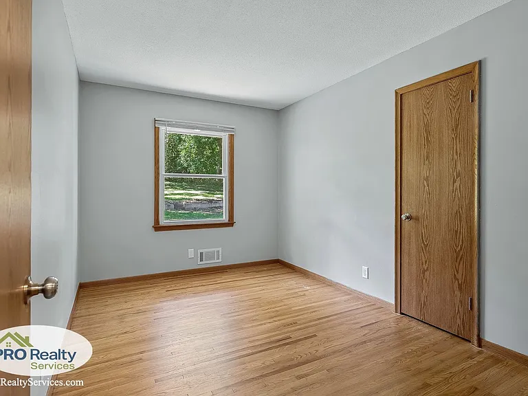4672 Morris Ln — Photo 11