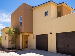 2412 Carson Rd NW, Albuquerque, NM 87104
