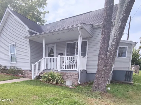513 W 4th Ave, Lenoir City, TN 37771