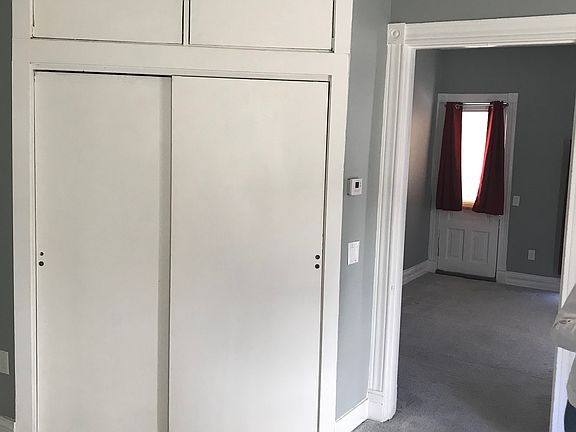 5th image of 121 N Bellaire Ave #3