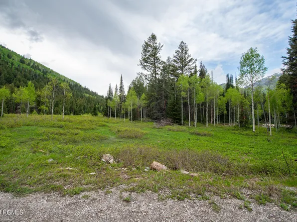 9514 E Kessler View Ln, Salt Lake City, UT 84121