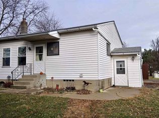 2096 50th Ave, Aledo, IL 61231