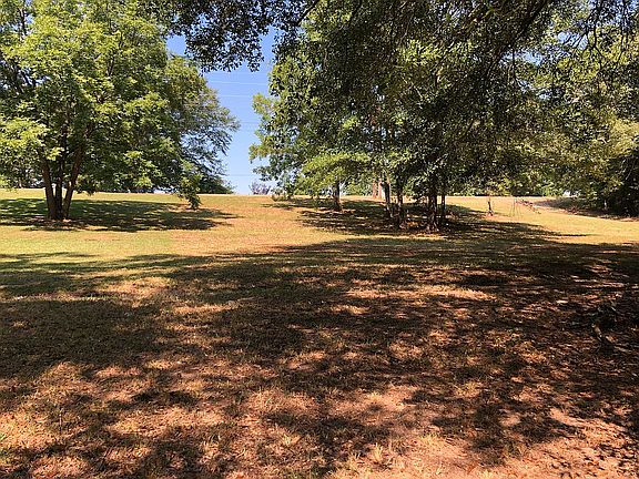 3rd image of 968 Highway 371