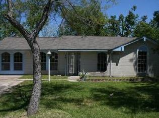 9122 Cobbleshire Dr, Houston, TX 77037