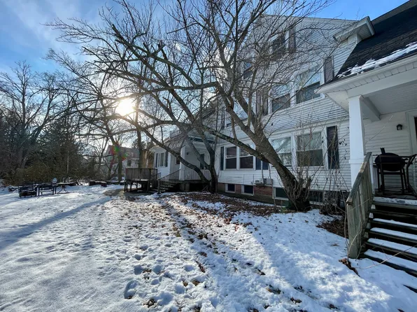 235 Oaklawn Ave #1, Cranston, RI 02920