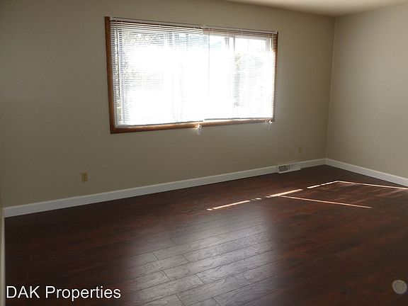 3rd image of N114W15556 Sylvan Cir APT 9