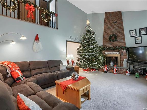 5th image of 12 Duncan Ave