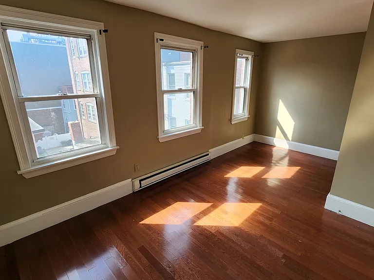 4 Wilbur Ct #3 — Photo 5