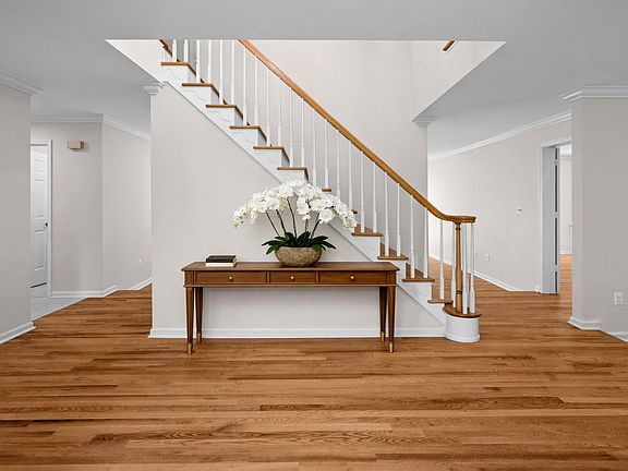 5th image of 6609 Heidi Ct