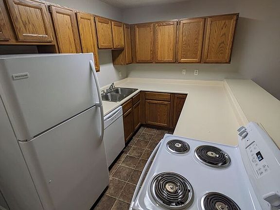 4th image of 331 9th Avenue Dr NE #9