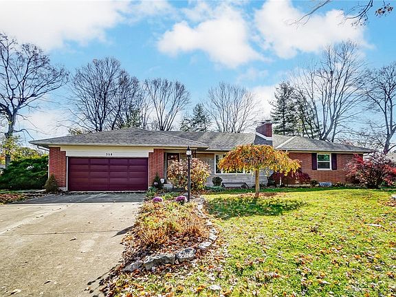 2nd image of 358 Carlyle Cir