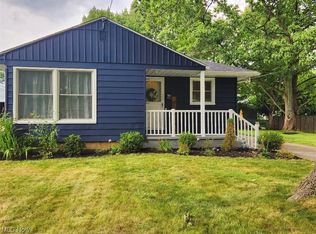 801 Shannon Ave, Cuyahoga Falls, OH 44221