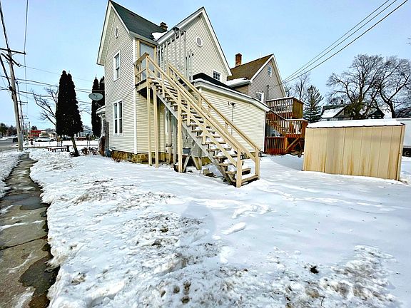 2nd image of 402 E Jackson St #2