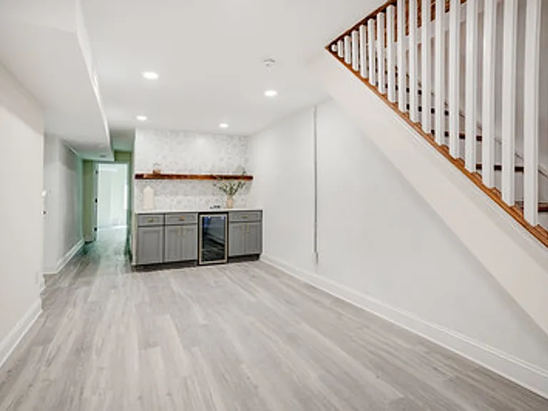 513 Cobbs Creek Parkway — Photo 1