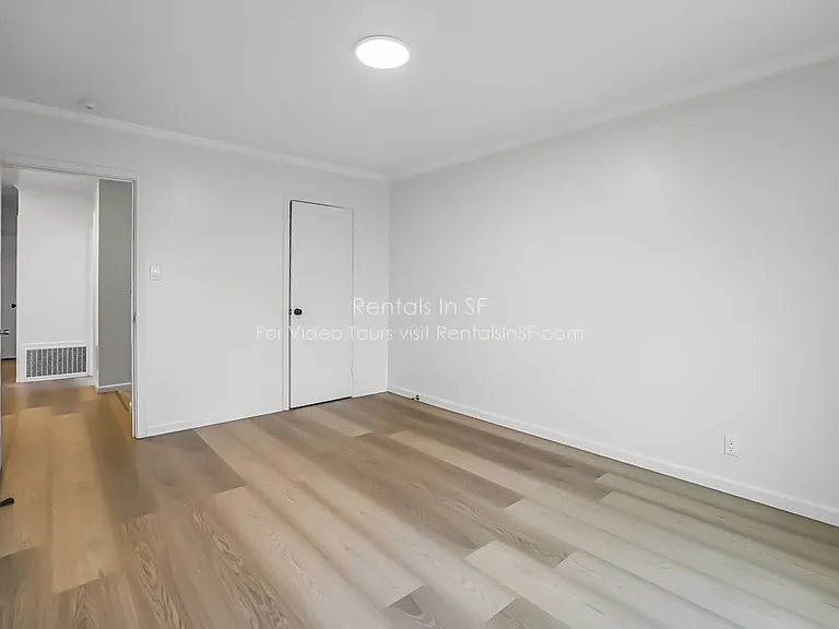 1714 44th Ave — Photo 10