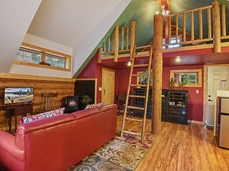 641 Chad Rd — Photo 47