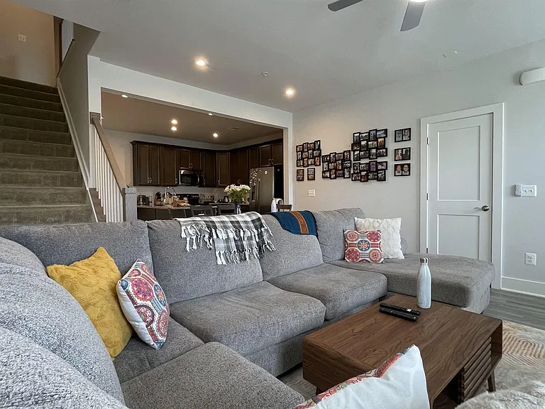 622 Noush Ct #A — Photo 7