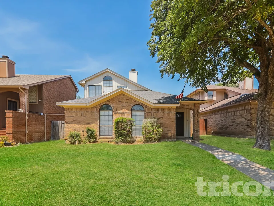 1715 Cordova Dr