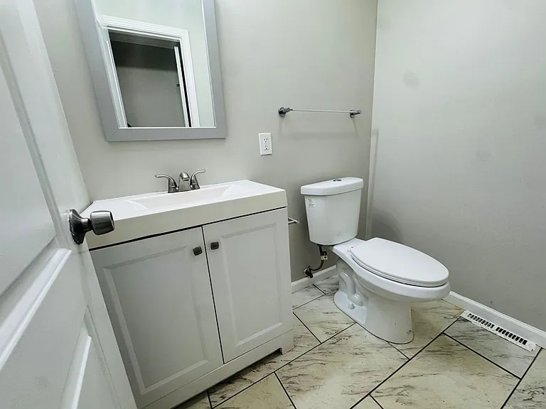 8215 Crudele Dr — Photo 5