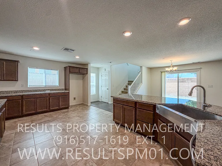 4329 Gentry Way — Photo 20