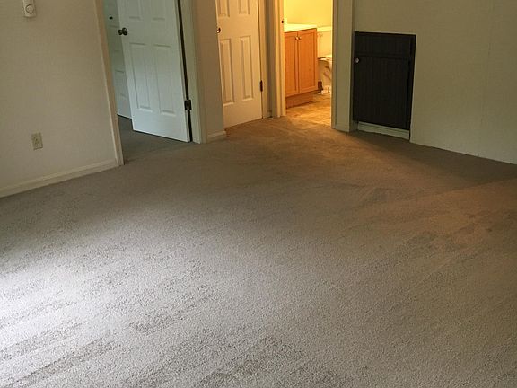 5th image of 431 Saybolt Ave