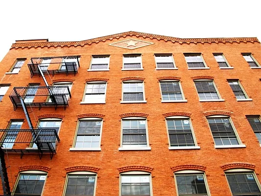 Rented by MNS | media 4