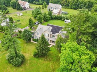 211 Tollgate Rd, Quakertown, PA 18951