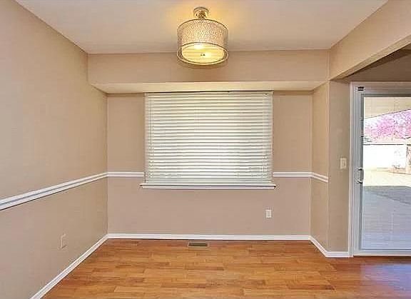 3rd image of 959 Dover Mansion
