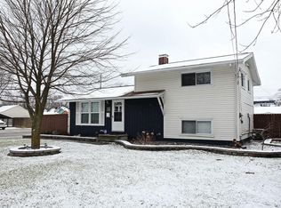 714 West Dr, Sheffield Lake, OH 44054