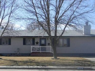 904 S Vine St, Grand Island, NE, 68801