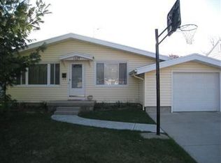 1229 Adams St, Fairborn, OH 45324