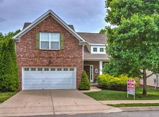 932 Legacy Park Rd, Mount Juliet, TN 37122