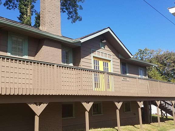 Wrap around deck
