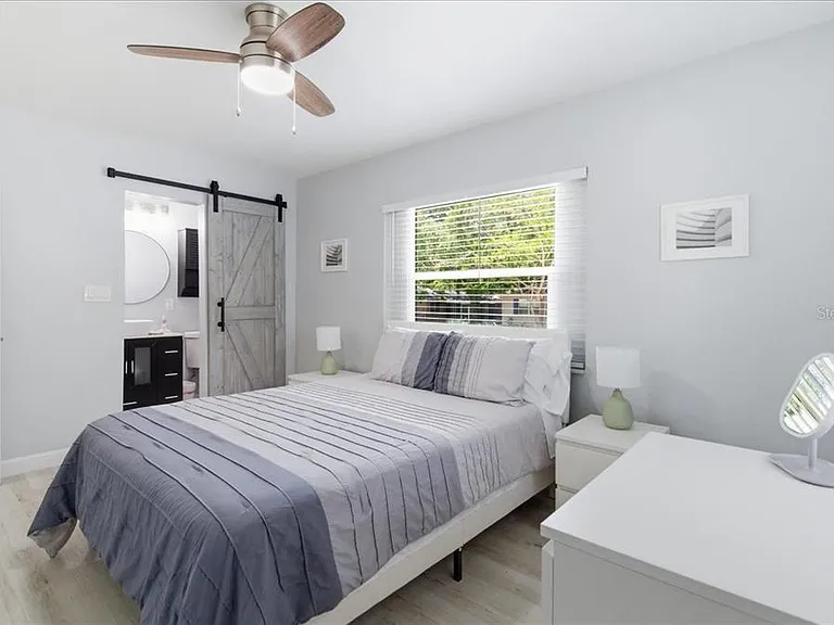 1009 Chester Dr — Photo 16