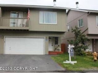 483 Ocean Point Dr, Anchorage, AK 99515