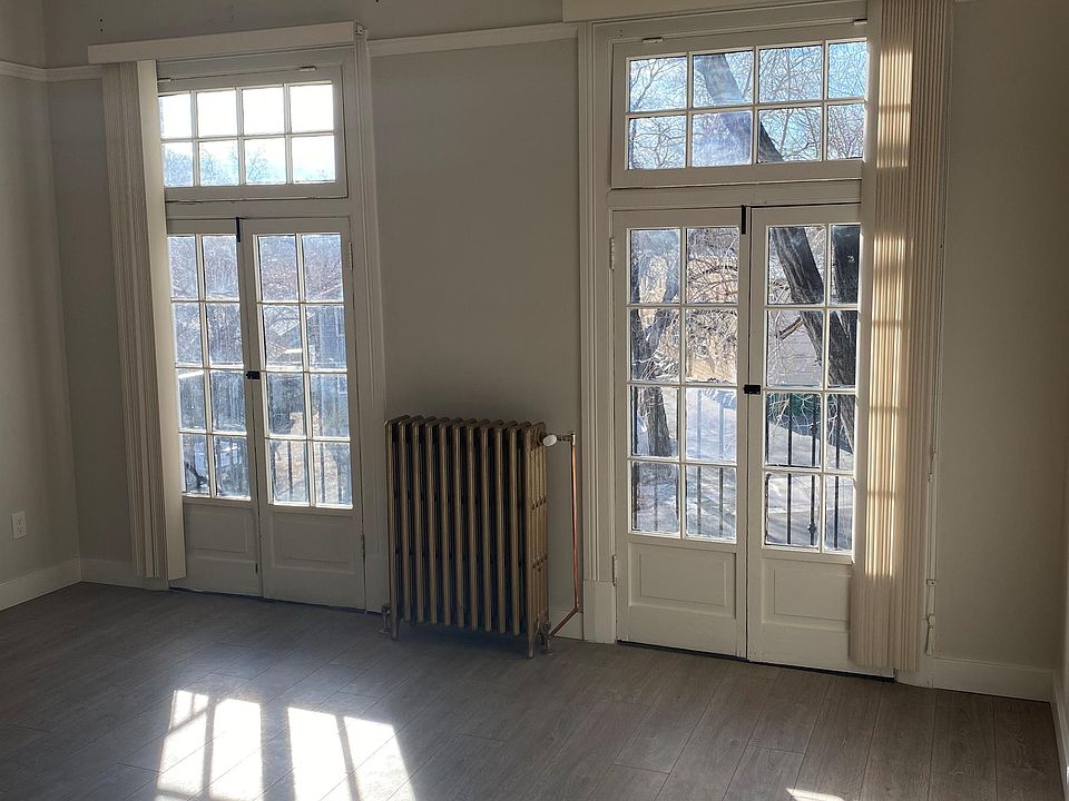 2nd image of 151 W Taylor St #1