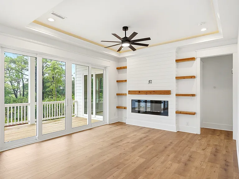 9016 Sedgley Dr — Photo 20