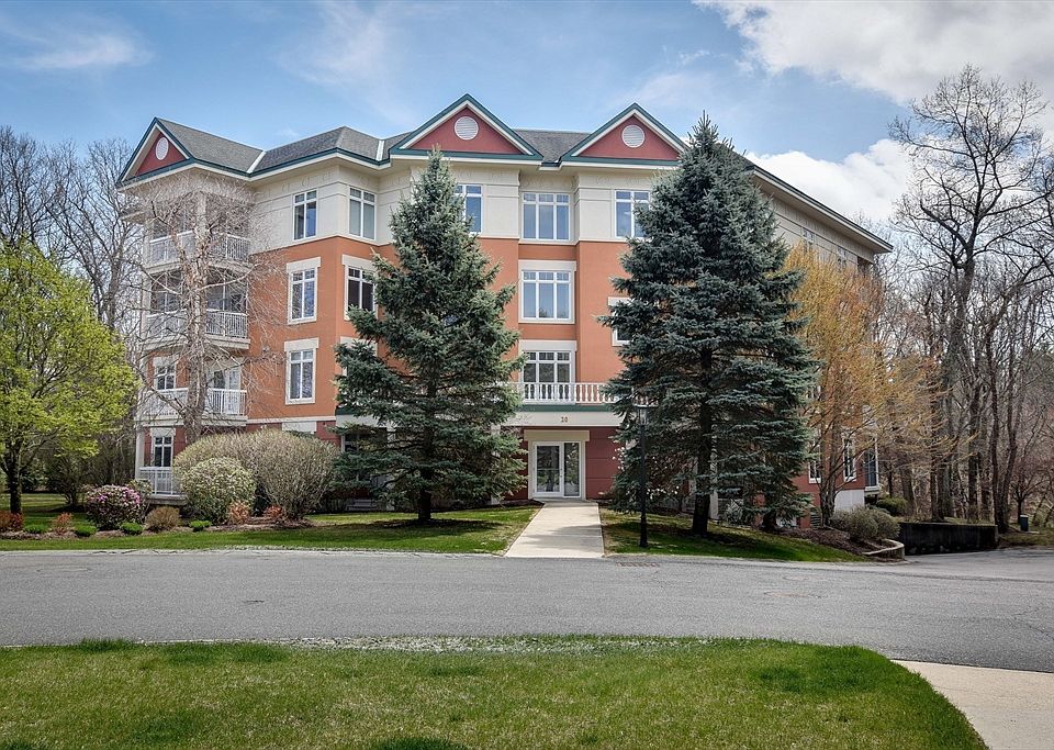 1st image of 20 Northwood Dr Unit 203