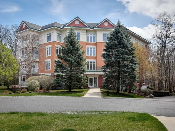 20 Northwood Dr Unit 203, Sudbury, MA 01776