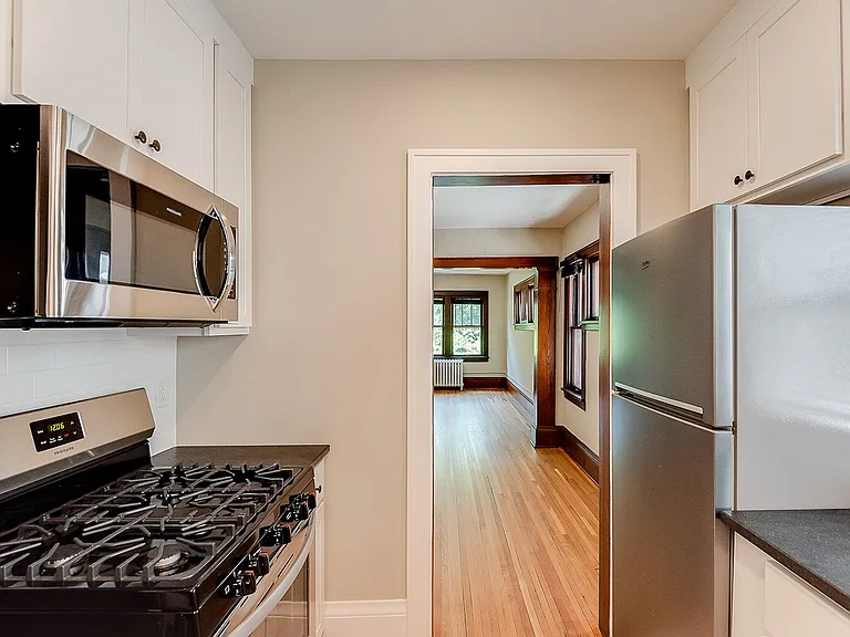 663 Lincoln Ave — Photo 7