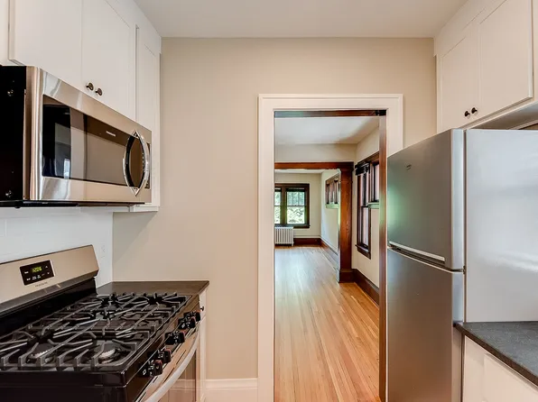 663 Lincoln Ave, 663 Lincoln Ave APT 2, Saint Paul, MN 55105