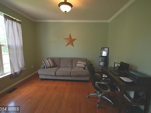 4th image of 17230 Hollymill Ct