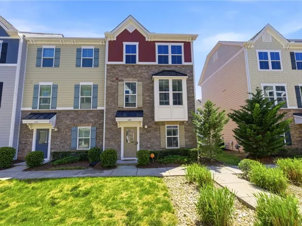 608 Muddy Creek Rd, Chesapeake, VA 23324