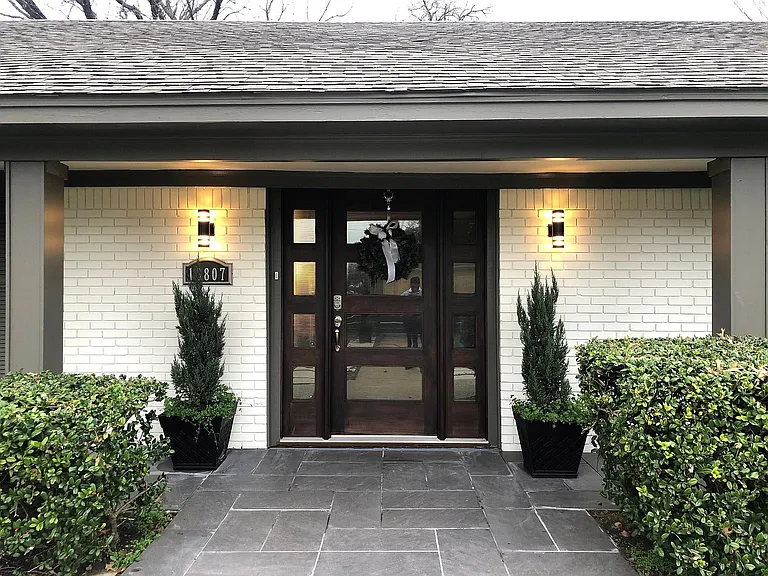 10807 Marsh Ln — Photo 18