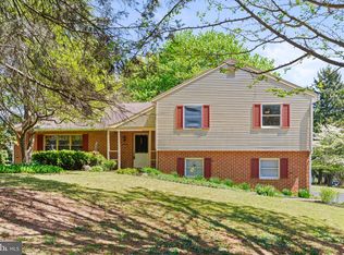 305 W Elmwood Ave, Mechanicsburg, PA