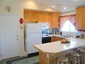 4th image of 2086 N 1100th St E