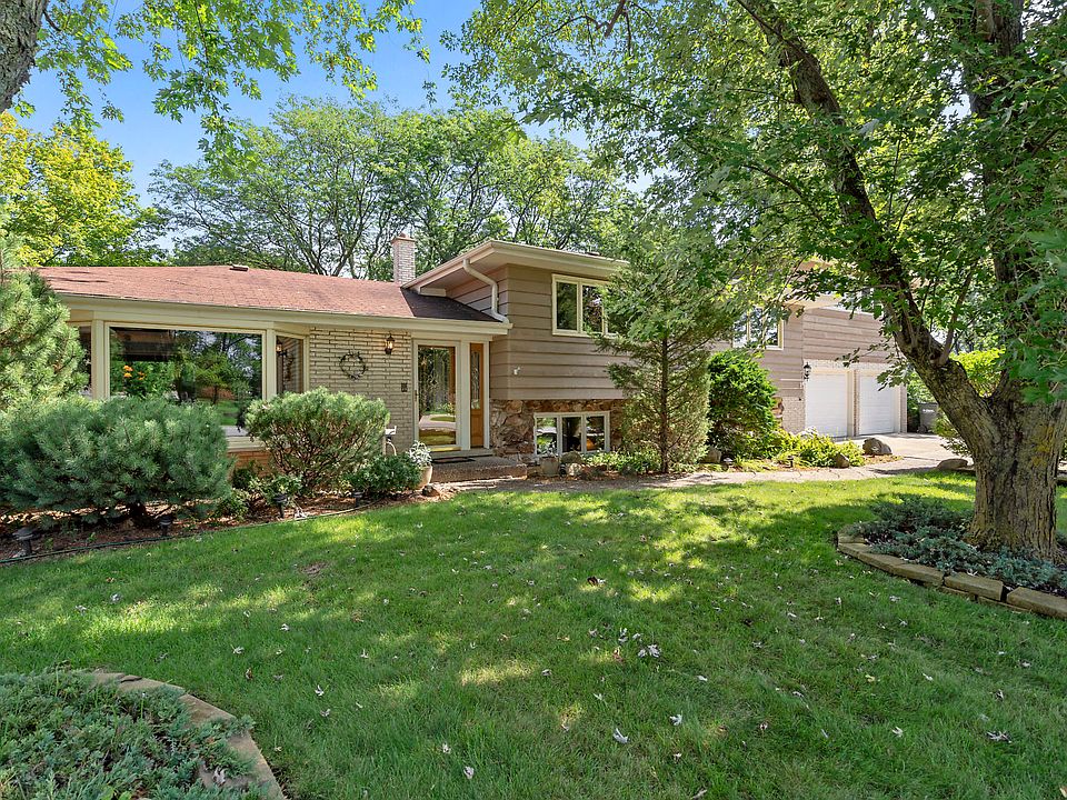 1st image of 6N125 Acacia Ln