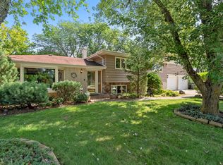 6N125 Acacia Ln, Medinah, IL 60157