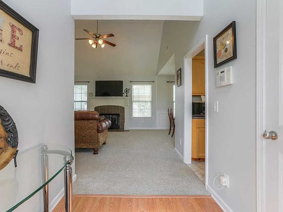 3rd image of 5010 Betsy Ann Ave