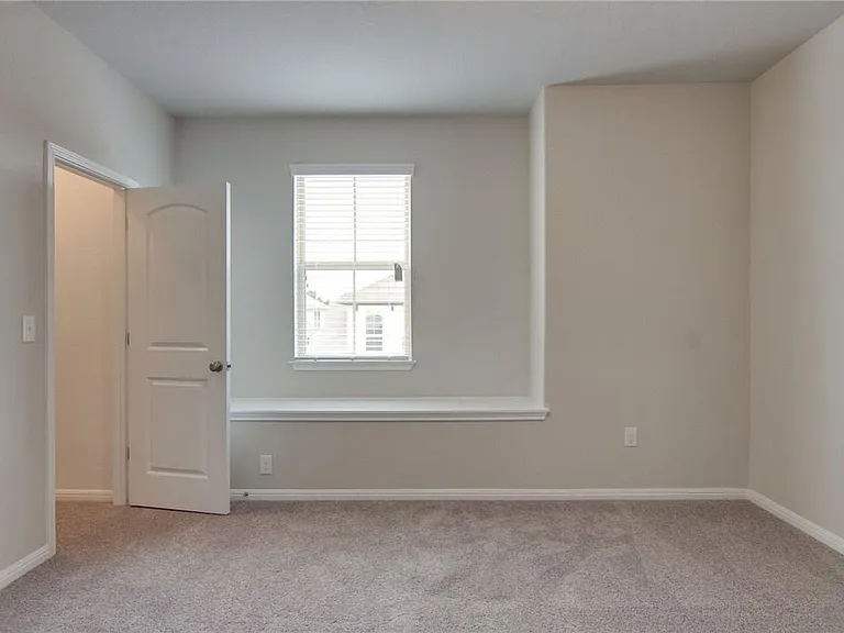 3240 E Whitestone Blvd #85 — Photo 29